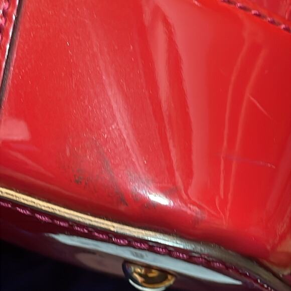 Gucci Red Microguccissima Shoulder Bag COMES WITH A COA - Picture 12 of 12